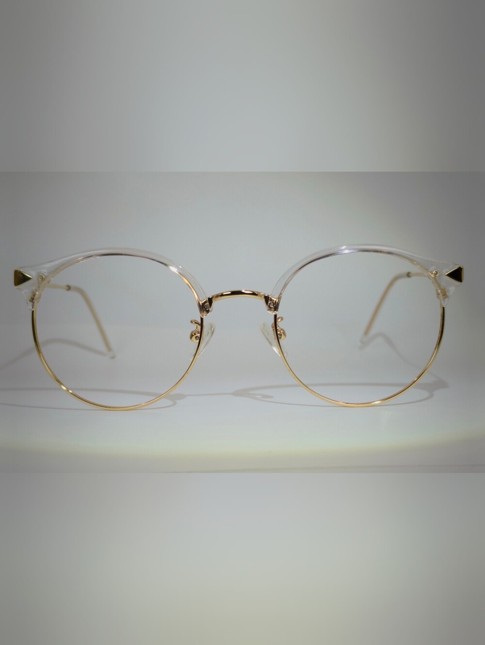 Moon River. Clear Round Frame Women's Eyeglasses in Gold.